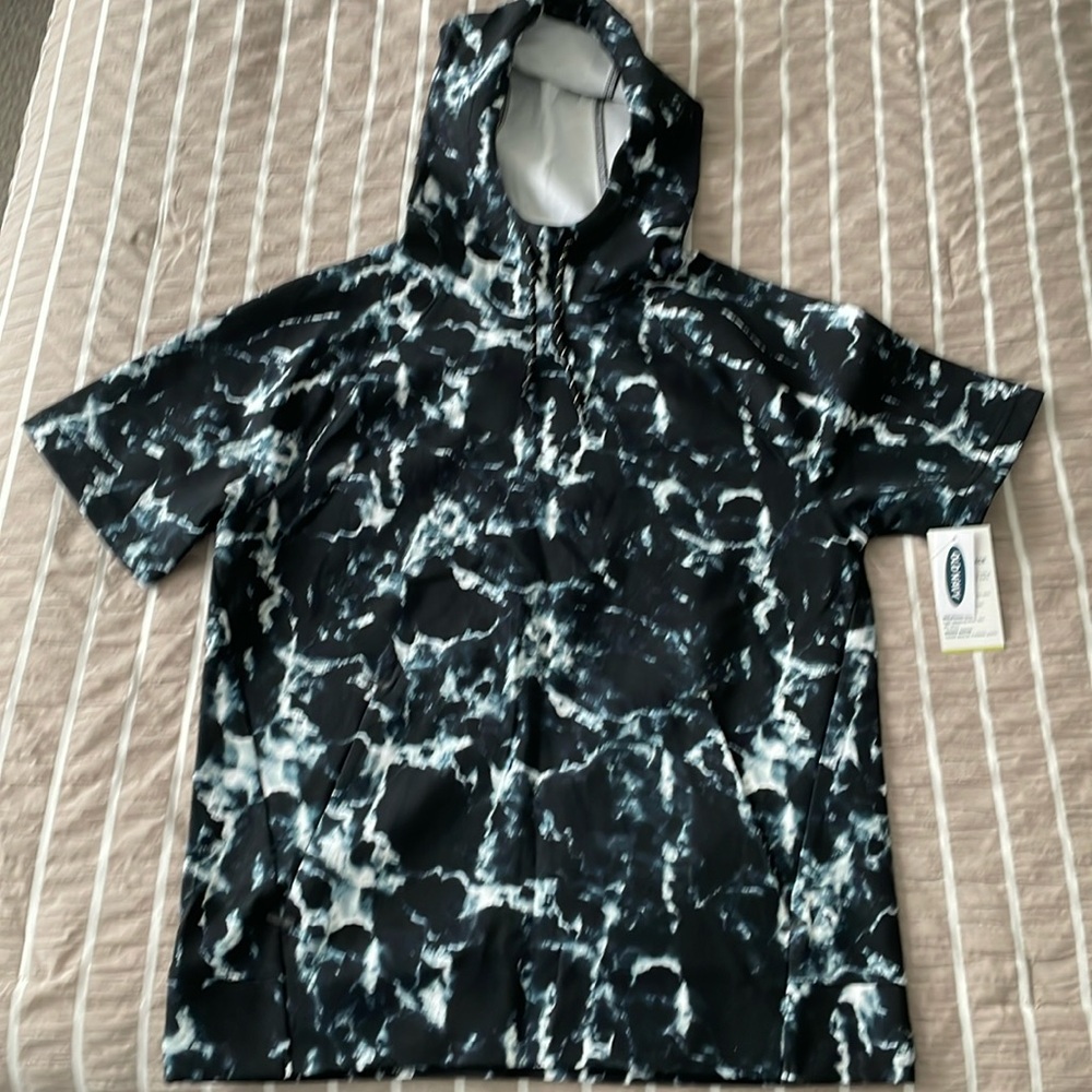 Old Navy, short sleeve hooded dynamic fleece hoodie with front pockets NWT